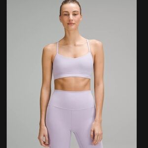 Flow Y Bra Nulu *Light Support, A–C Cups Women's Sports Bra Lilac Ether size 4